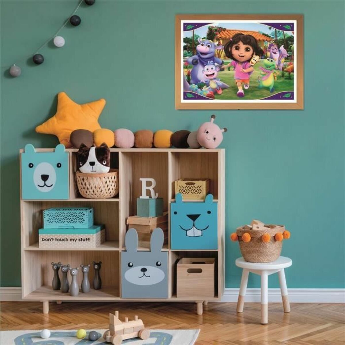 Puzzel pentru copii cu cea mai iubită animatoare Dora .
